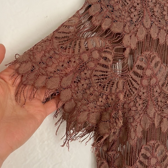 Lace Peplum Top - Picture 4 of 8